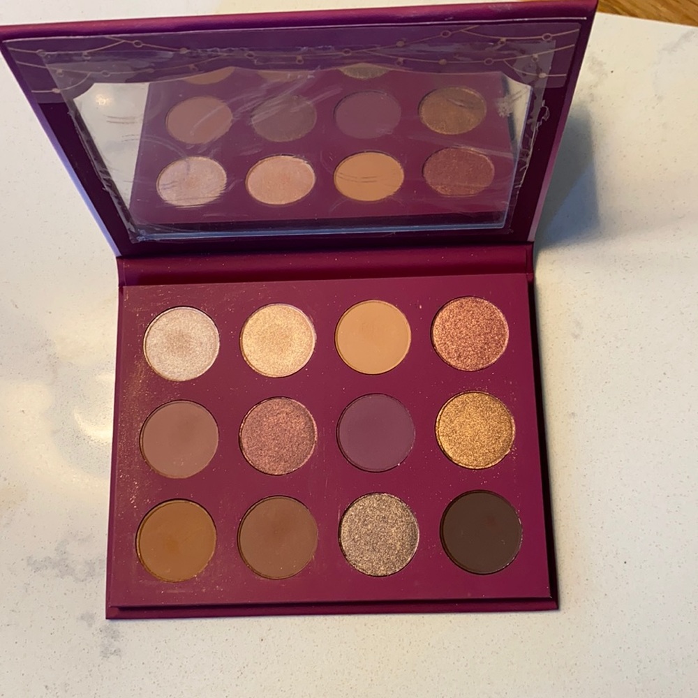 Colourpop You Had Me at Hello Eyeshadow Palette